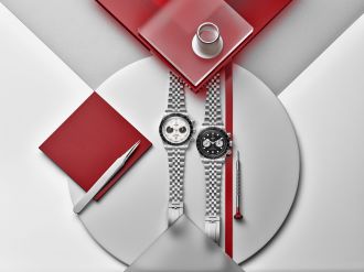 TUDOR NP25 BLACK BAY CHRONO LIFESTYLE-7