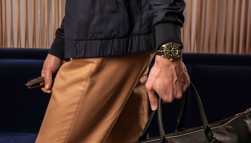 TUDOR-BlackBay-S38-10208-JuwelierKamphues-840x480-Impression